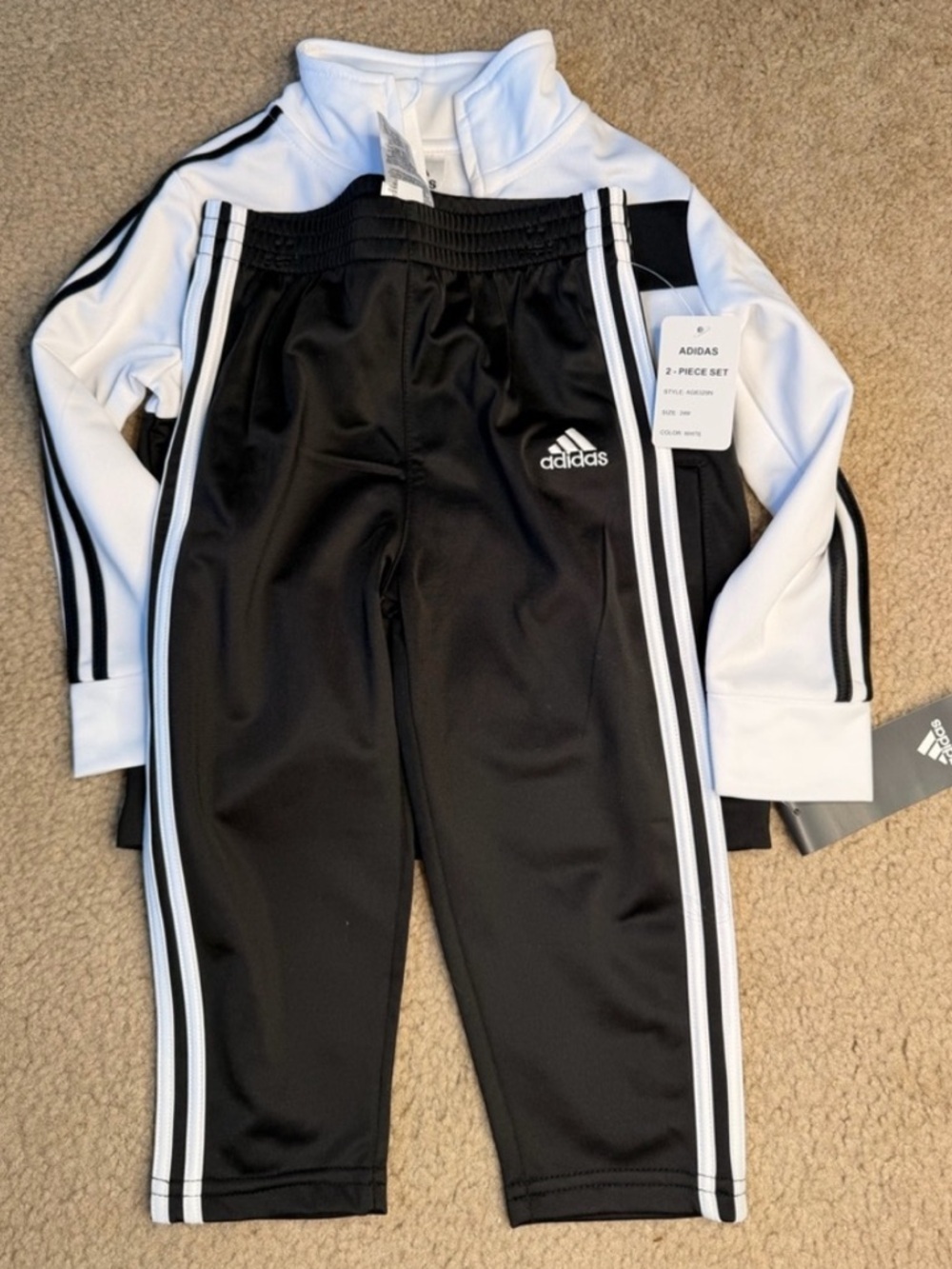 Adidas Baby Black and White
Jogger Set 24 Months - Picture 5 of 5